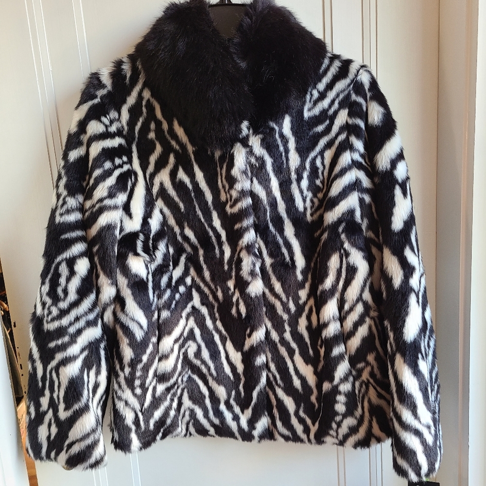 Sam Edelman Zebra Stripe Faux Fur Jacket - Picture 9 of 15